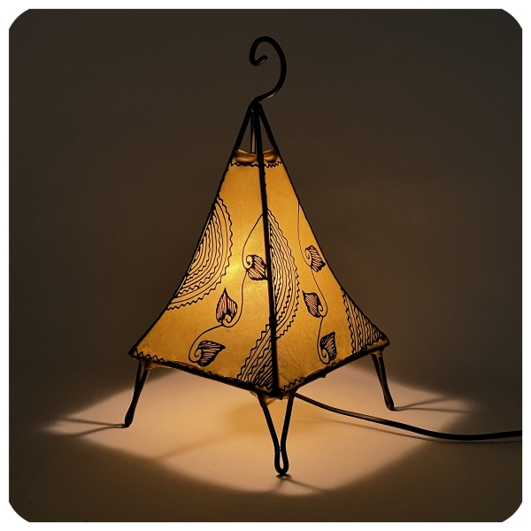 Orientalische Lampe Hennalampe marokkanische Lederlampe Tischleuchte Stehleuchte Pyramide Ranke 35-38 cm