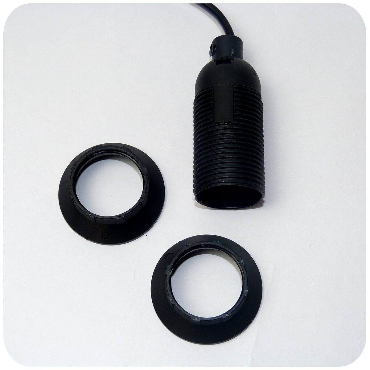 CABLEPELADO E14-Lampenfassung Mit Schalter – 2 M Kabel, E14-Sockel, Inkl. Ein-/Ausschalter, Schwarz