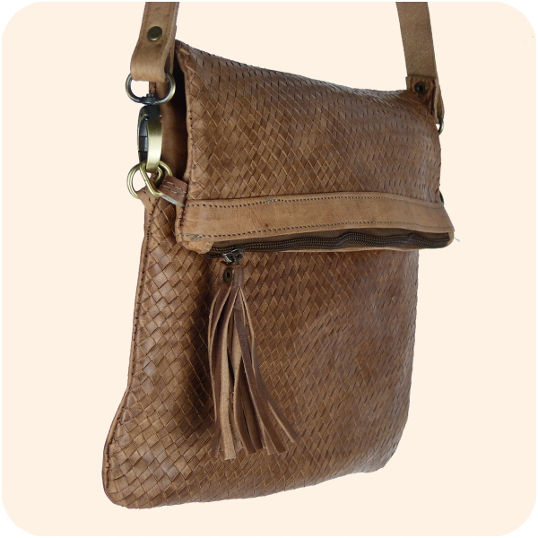 Leder Handtasche Dafira 33x26cm - marokkanische Umhängetasche in Flecht-Optik mit 3 Fächern